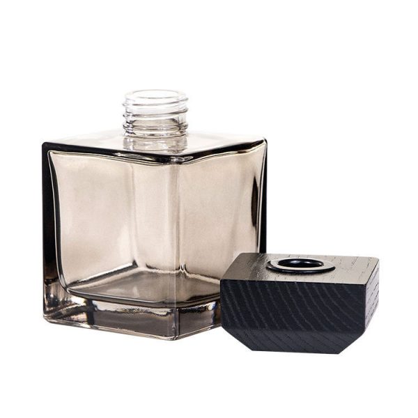 China Hongyao Factory Custom logo Luxury Empty Glass Diffuser Bottles 100ml 150ml 200ml Reed Diffuser Bottle With lids - Image 6